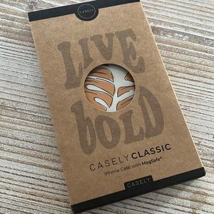 Casely lightweight hard shell iPhone 13 Pro Max case